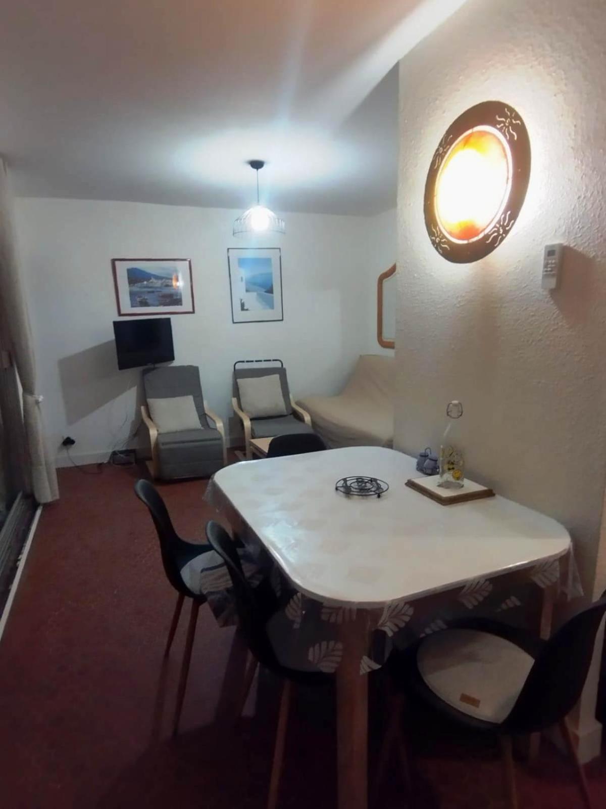 Appartement A 5Mn De La Mer Et Du Village De Noel - Draps Et Serviettes Non Fournis Le Barcarès Extérieur photo